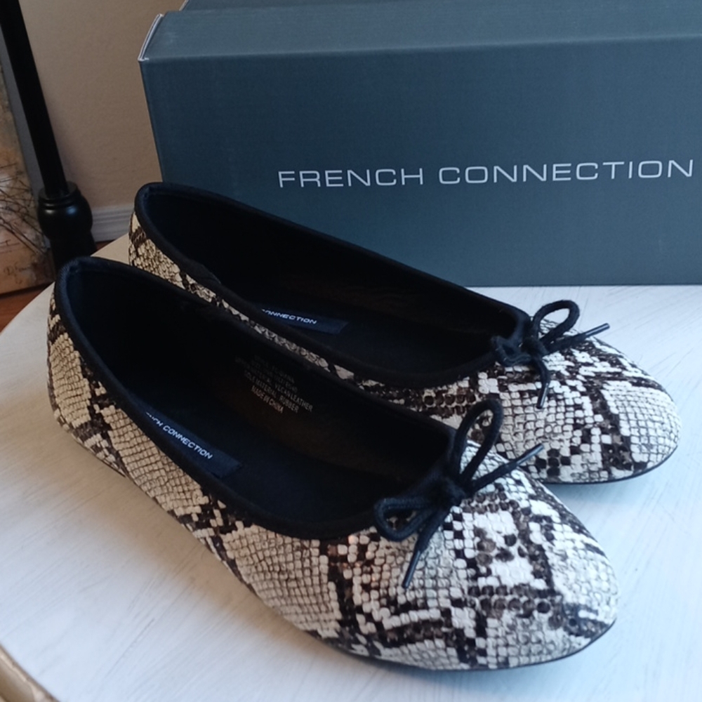 French Connection Black and Cream Ballet Flats